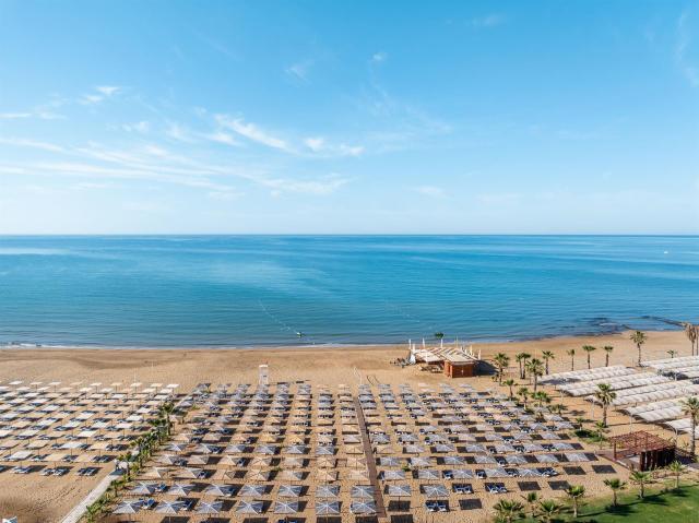 Süral Saray
