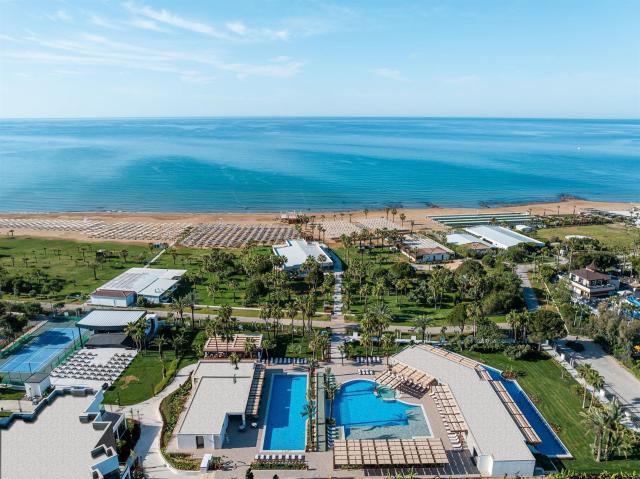 Süral Saray