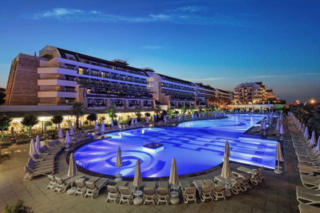 Crystal Waterworld