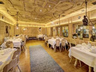 KOSIS Sports Lifestyle Hotel