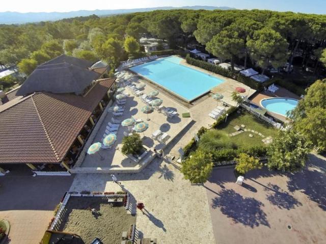 Camping Free Beach