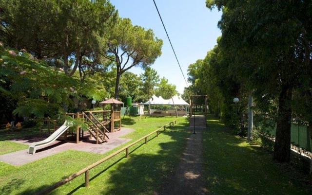 BAIA_DOMIZIA_HAPPY_08.JPG