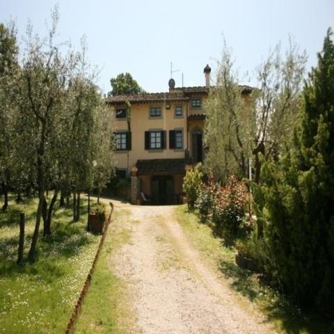 VILLA_DEGLI_OLIVI_CASTIGLION_FIORENTINO_01.JPG