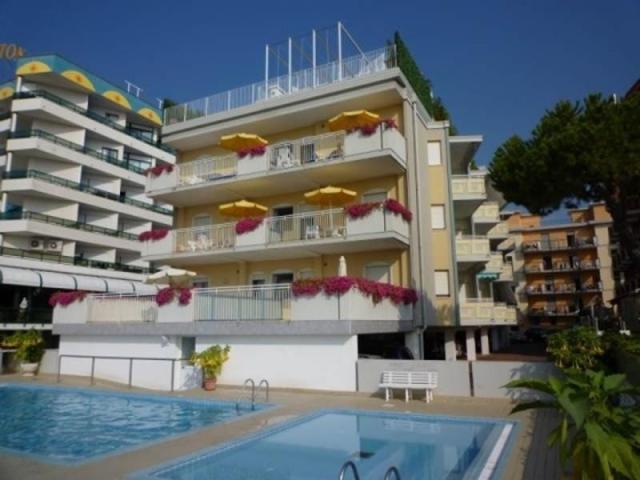 SEMIRAMIS_JESOLO_01.JPG