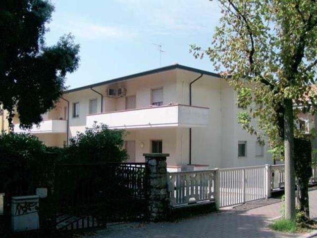 APARTMANY_MASSA_05.JPG