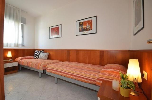 TORRE_DEL_SOLE_BIBIONE_05.JPG