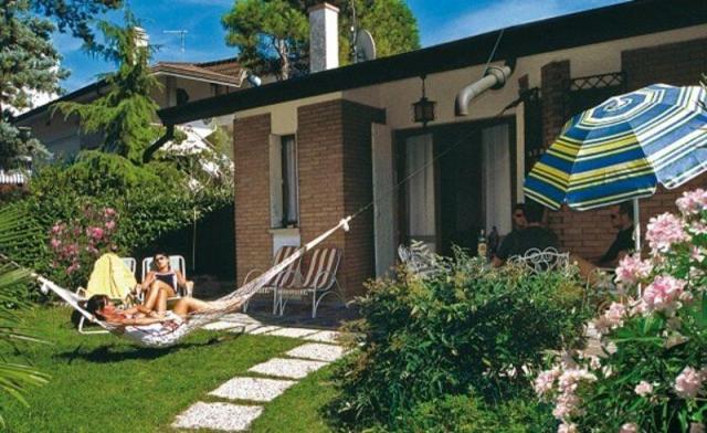 AZALEA_LIGNANO_02.JPG