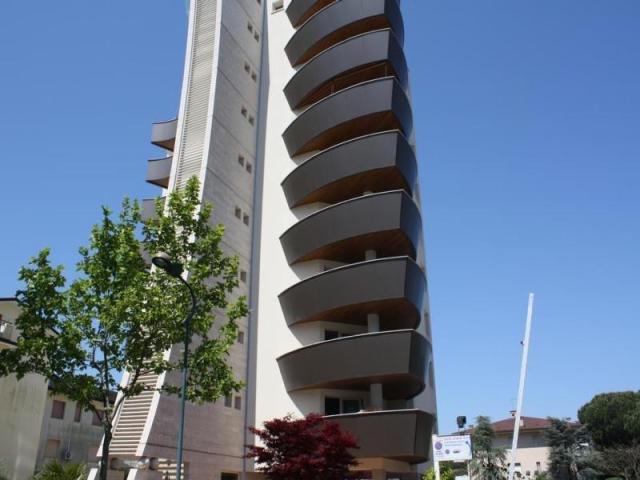 TORRE_BAHIA_LIGNANO_INTRAS_01.JPG