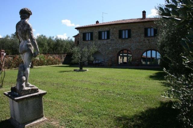 CASA_FELICE_LUCIGNANO_03.JPG