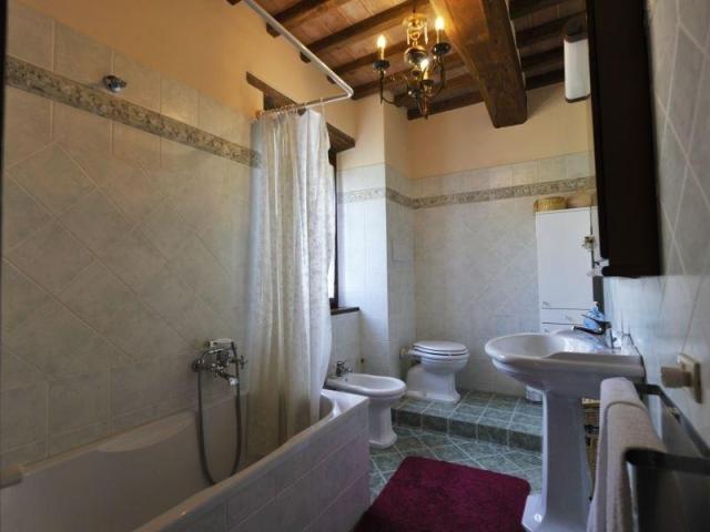 CASETTA_CILIEGI_AGRITUR_17.JPG