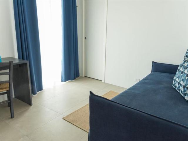 5LI04728_02