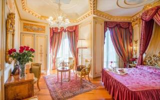 Regina Palace