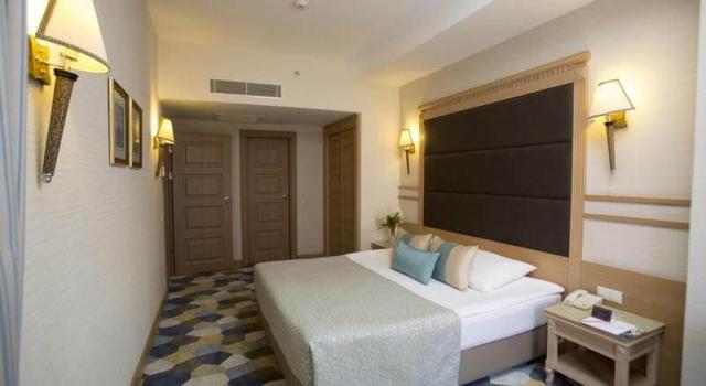 Fame Residence Lara & Spa