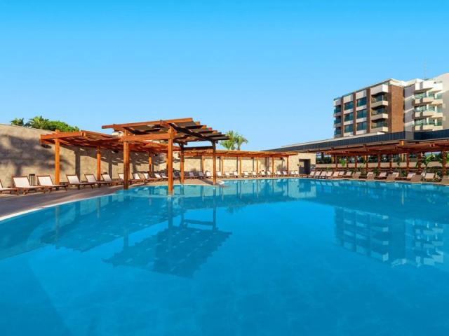 Süral Saray