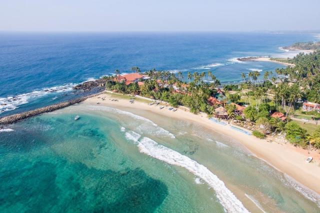 Hotel Dickwella Resort & Spa