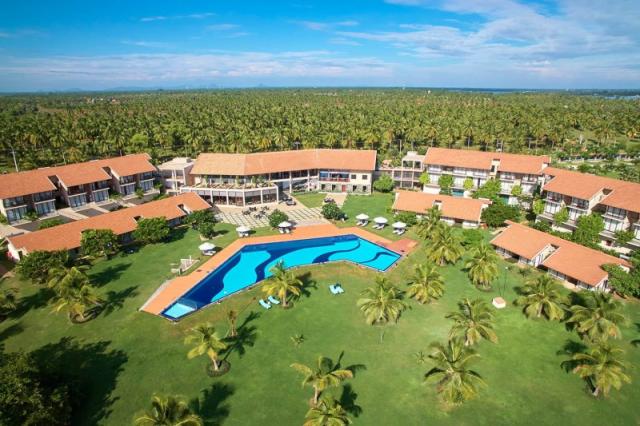 Hotel Dickwella Resort & Spa