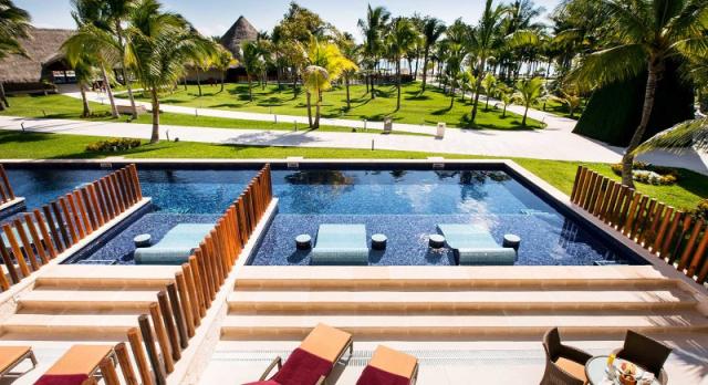 Barcelo Maya Tropical