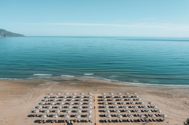 Eliros Mare Beachfront Poem