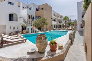Nami Hotel & Suites