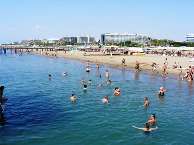 Limak Lara De Luxe Hotel & Resort