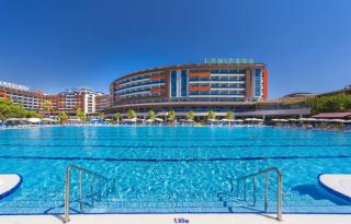 Lonicera Resort & Spa