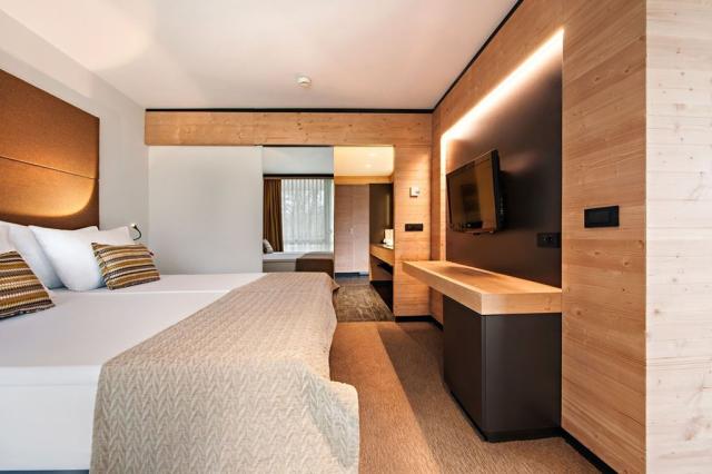 Dvoulůžkový suite s výhledem na jezero, Hotel Rikli Balance Hot