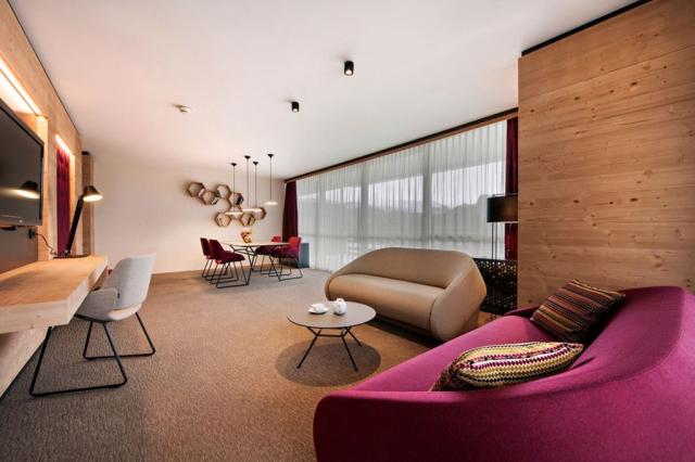 Hotel Rikli Balance (Golf), Jezero Bled, Julské Alpy, Slovinsko