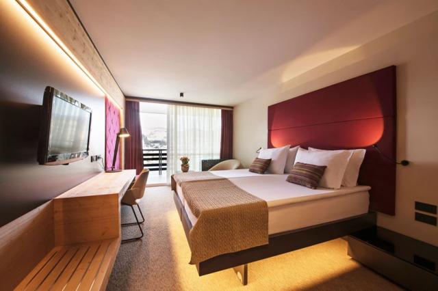 Hotel Rikli Balance (Golf), Jezero Bled, Julské Alpy, Slovinsko