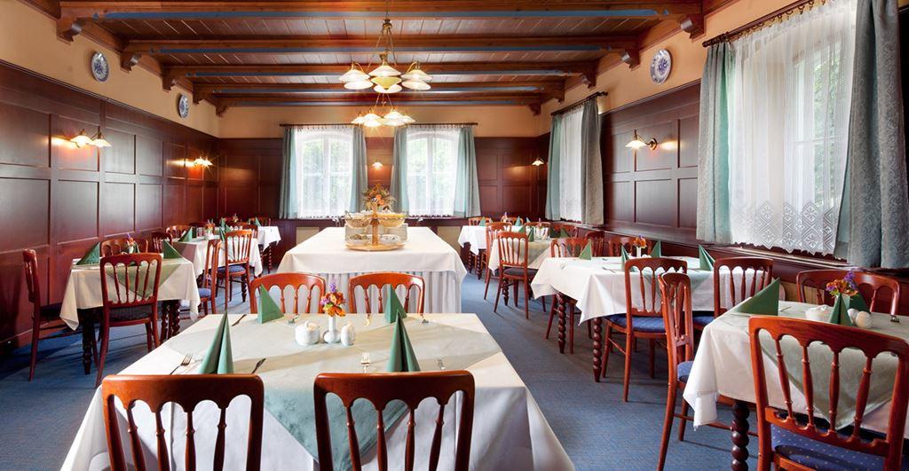 Garni hotel Jestřabí, Luhačovice, Česko, CK