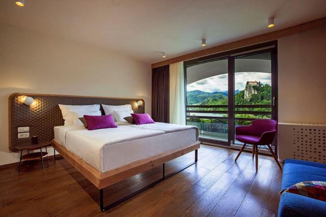 2lůžkový pokoj Premium s výhledem na jezero, Hotel Park, Bled, 