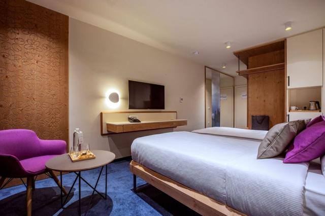 2lůžkový pokoj s výhledem na jezero, Hotel Park, Bled, Slovinsk