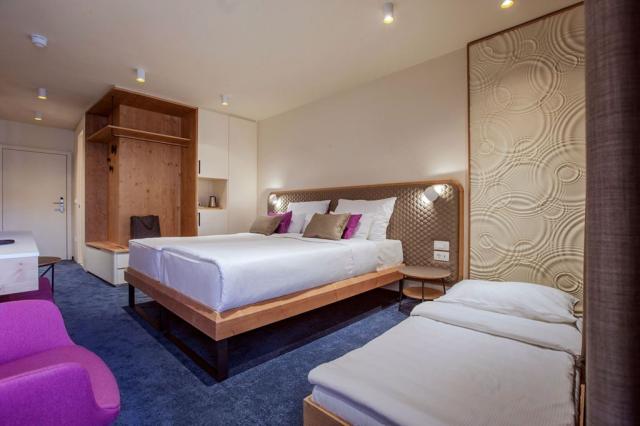 2lůžkový pokoj s výhledem na jezero, Hotel Park, Bled, Slovinsk