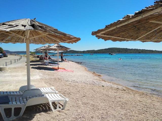 Rezort Bonaca, Vodice, Dalmácie, Chorvatsko, CK 