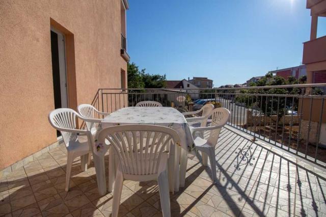 Rezort Bonaca, Vodice, Dalmácie, Chorvatsko, CK 