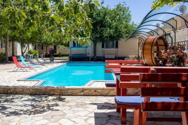 Rezort Bonaca, Vodice, Dalmácie, Chorvatsko, CK 