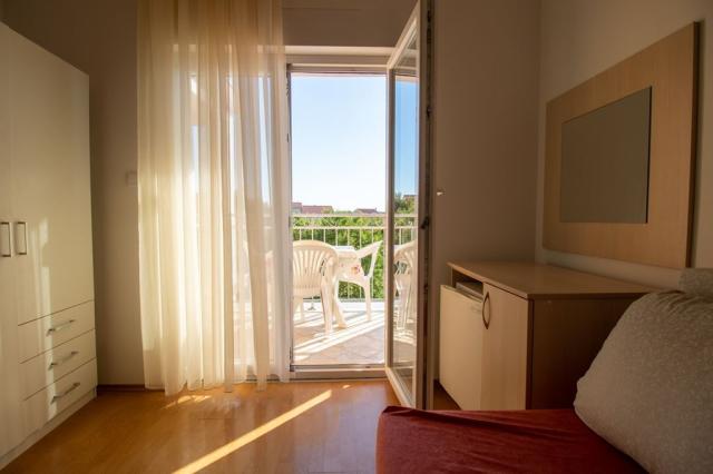Apartmán, Rodinný rezort Bonaca, Severní Dalmácie, Srima, Vodic
