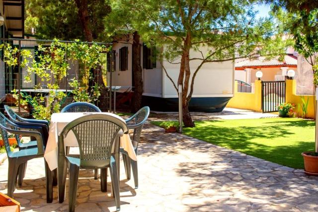 Rodinné apartmány a mobilní domky Bonaca, Vodice, Dalmácie, Cho