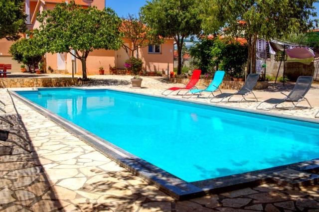 Rodinné apartmány a mobilní domky Bonaca, Vodice, Dalmácie, Cho
