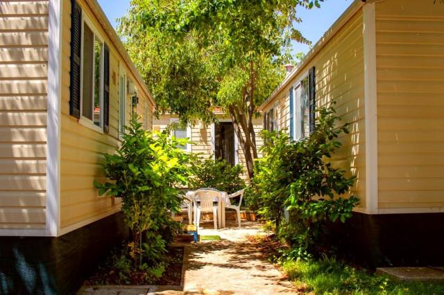 Rodinné apartmány a mobilní domky Bonaca, Vodice, Dalmácie, Cho