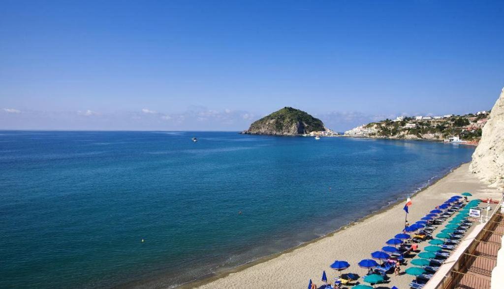 Hotel Vittorio, Barano d Ischia, Jižní pobřeží, Ischia, Itálie,
