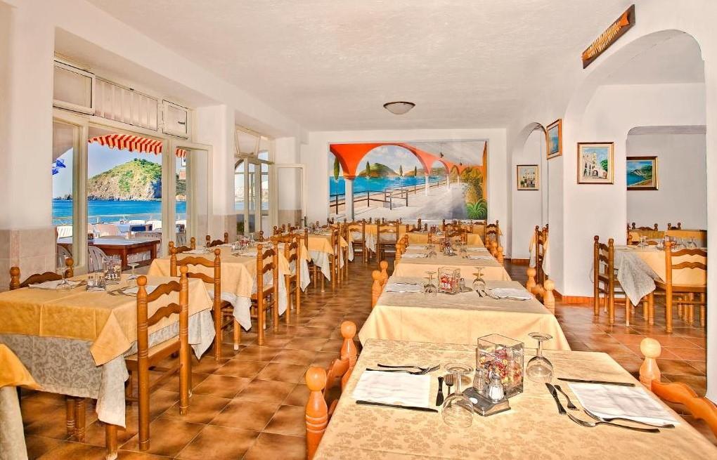 Hotel Vittorio, Barano d Ischia, Jižní pobřeží, Ischia, Itálie,