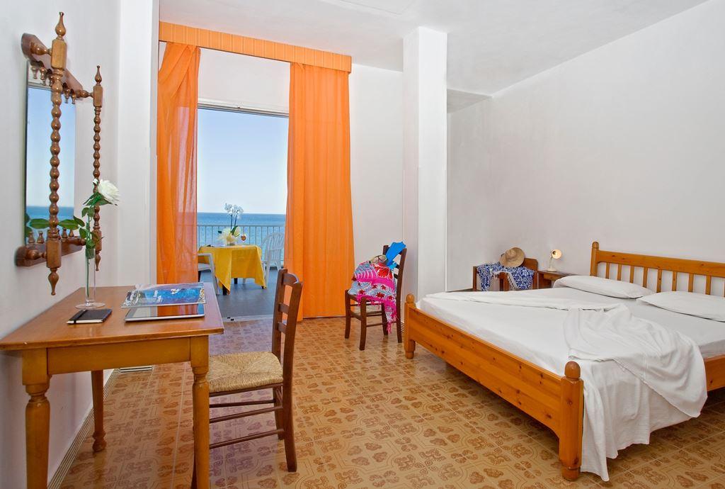2lůžkový pokoj s výhledem na moře, Hotel Vittorio, CK