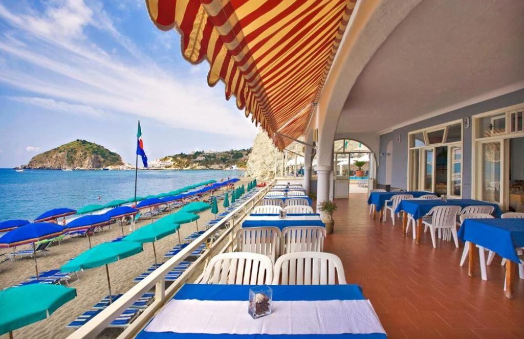 Hotel Vittorio, Barano d Ischia, Jižní pobřeží, Ischia, Itálie,