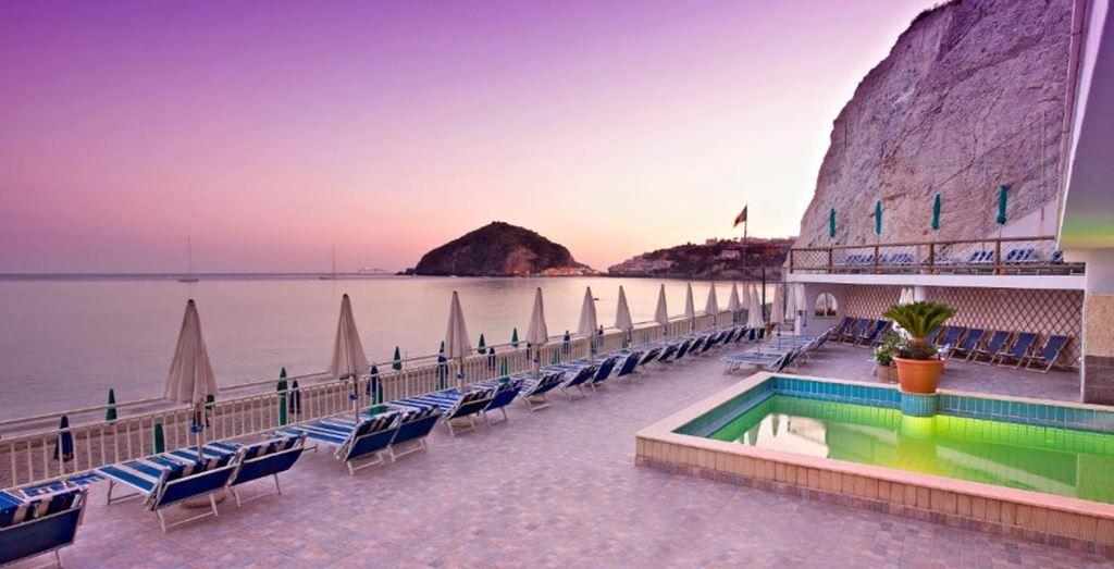 Hotel Vittorio, Barano d Ischia, Jižní pobřeží, Ischia, Itálie,