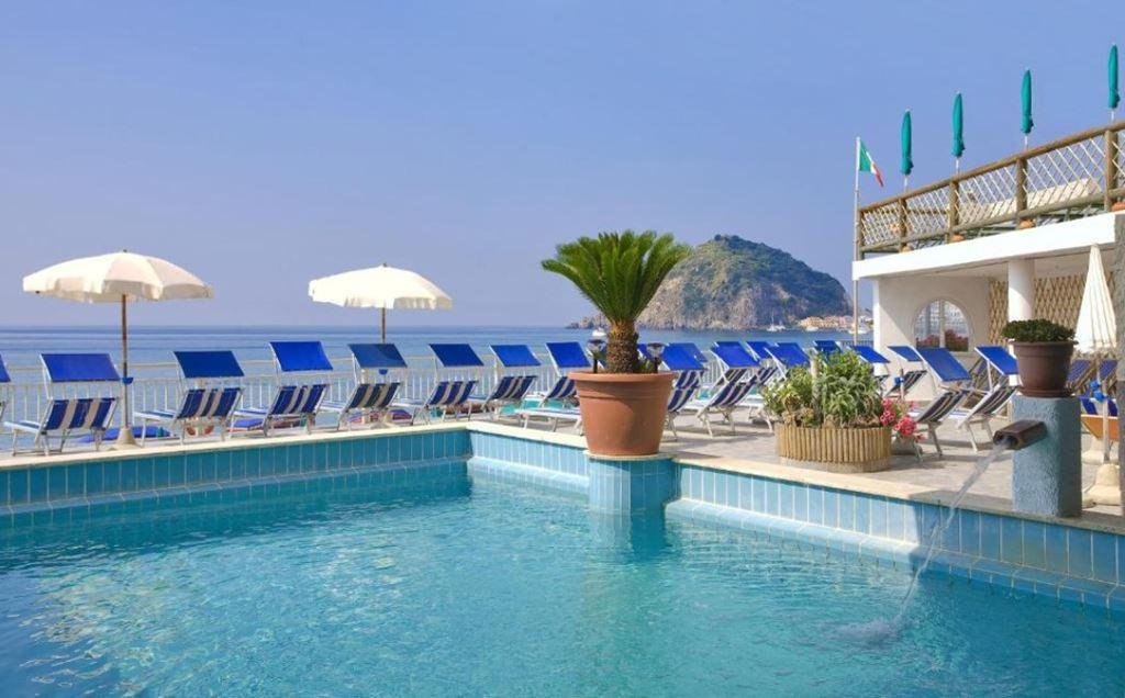 Hotel Vittorio, Barano d Ischia, Jižní pobřeží, Ischia, Itálie,