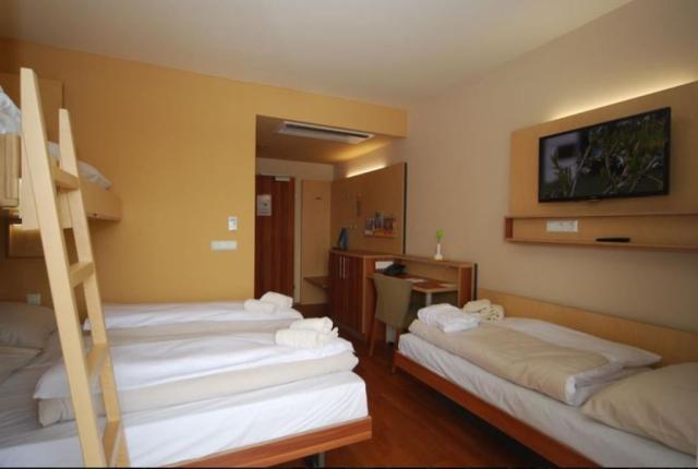 Vulkan Wellness Resort, Celldomolk, Západní Maďarsko. CK 