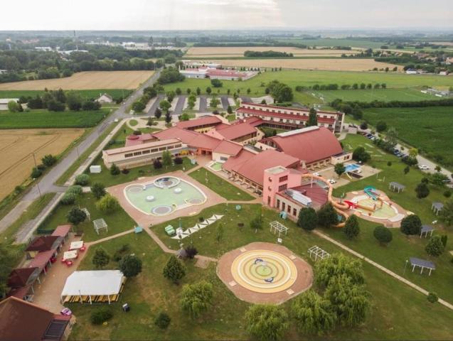 Vulkan Camping Resort, Celldomolk, Západní Maďarsko, Dovolená s