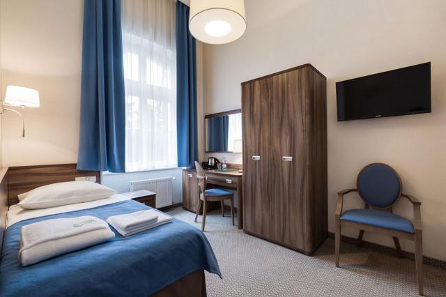 Pavilon Edward, lázně Cieplice Zdroj, Polsko: Dovolená s CK 