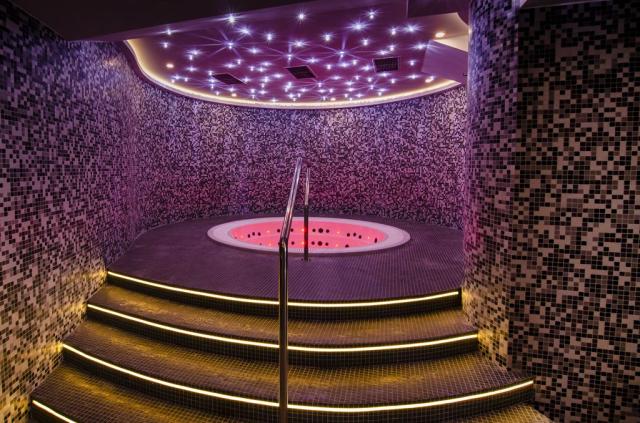 Hotel Slovakia, Trenčianské Teplice: Dovolená s CK 