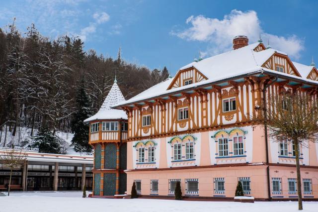 Hotel Jurkovičův dům, Luhačovice, Česko, CK 